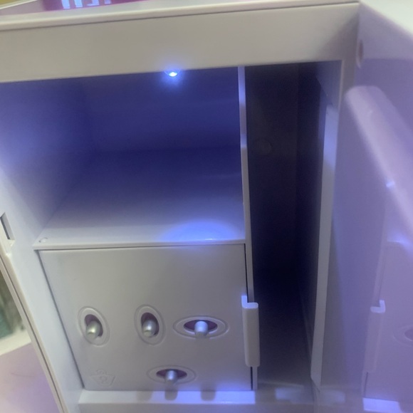 Bratz Secret Stylin’ Safe - Picture 3 of 5